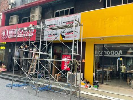 民权制作广告招牌如何避免它发黄？